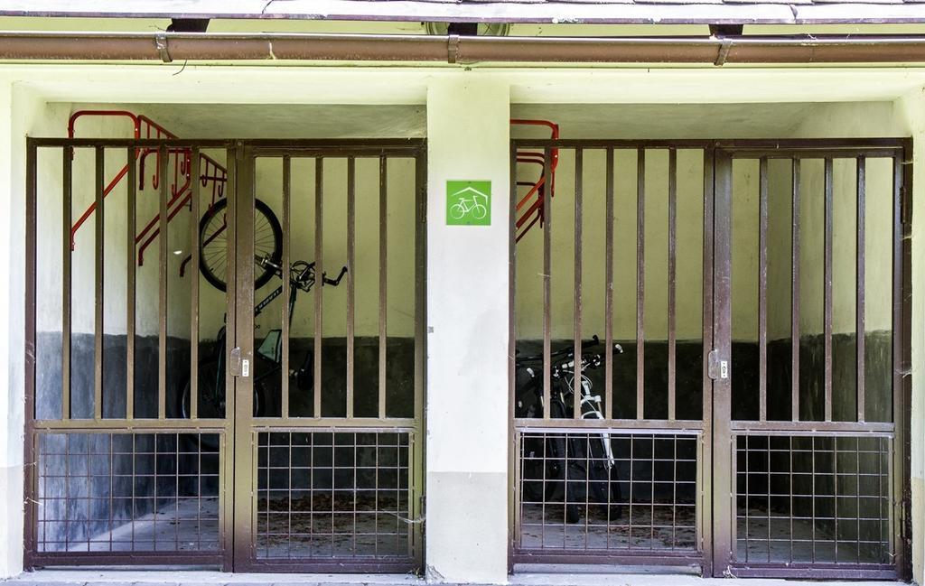 Economy Apartments Ceske Svycarsko Hřensko Exterior foto