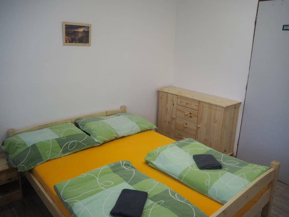 Economy Apartments Ceske Svycarsko Hřensko Exterior foto